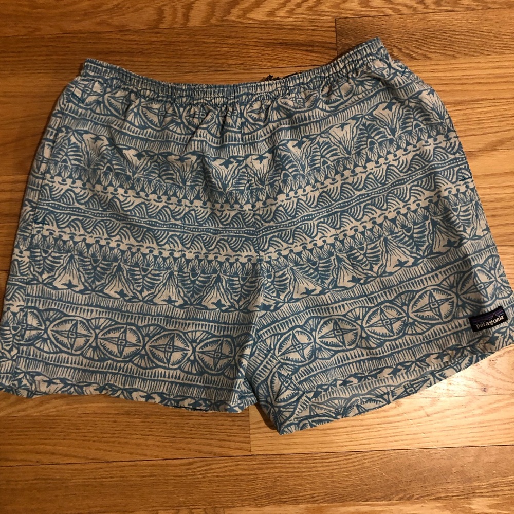 Patagonia Baggies size M